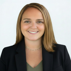 Laura Simon